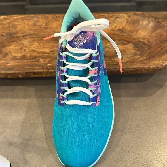 Nike Air Zoom Pegasus 37 Aquamarine Tropical Twist DH3051-300 Women’s Size 8.5 - Picture 2 of 5